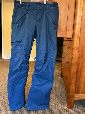 💙The North Face Snow Pants. Waterproof. dry vent. Women’s size M. EUC!💙